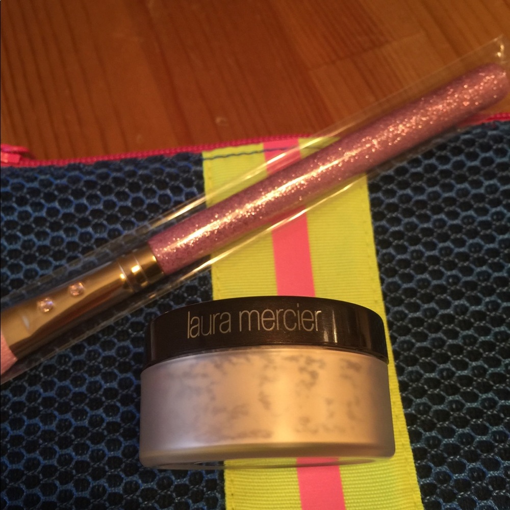 Laura mercier Translucent Setting Powder, - Picture 4 of 6